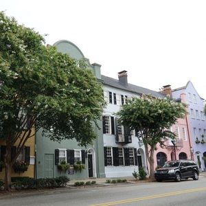 Meet your Posher, Ally